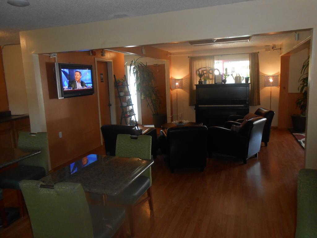 Sunrise Garden Suites 투퀼라 외부 사진