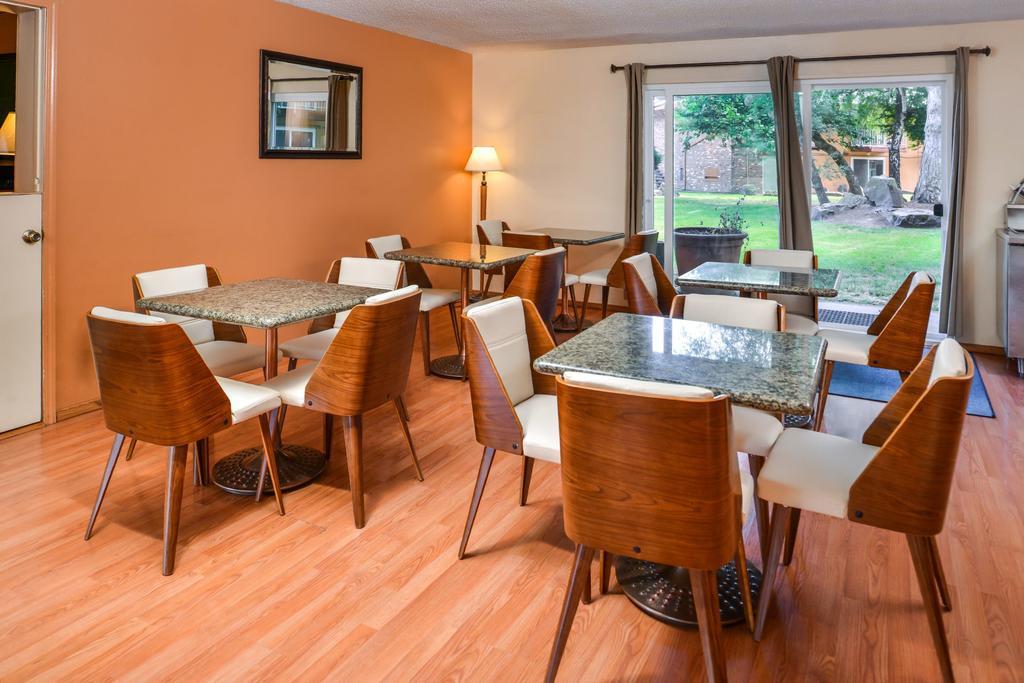 Sunrise Garden Suites 투퀼라 외부 사진