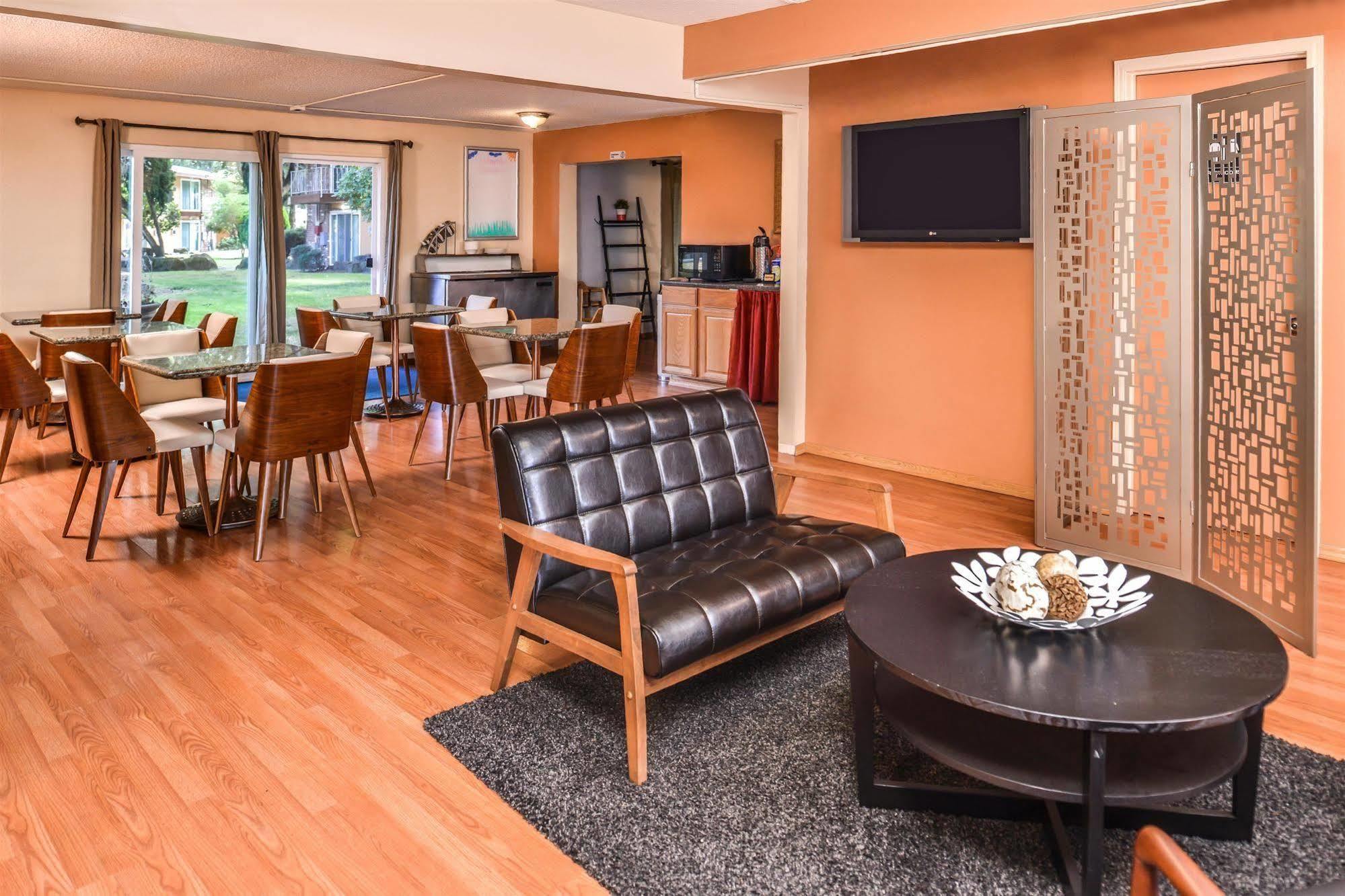 Sunrise Garden Suites 투퀼라 외부 사진