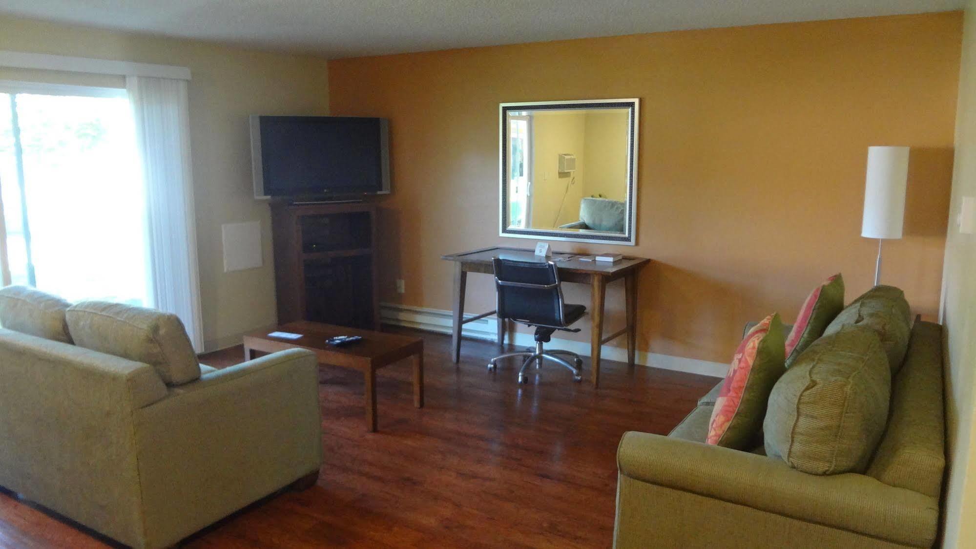 Sunrise Garden Suites 투퀼라 외부 사진